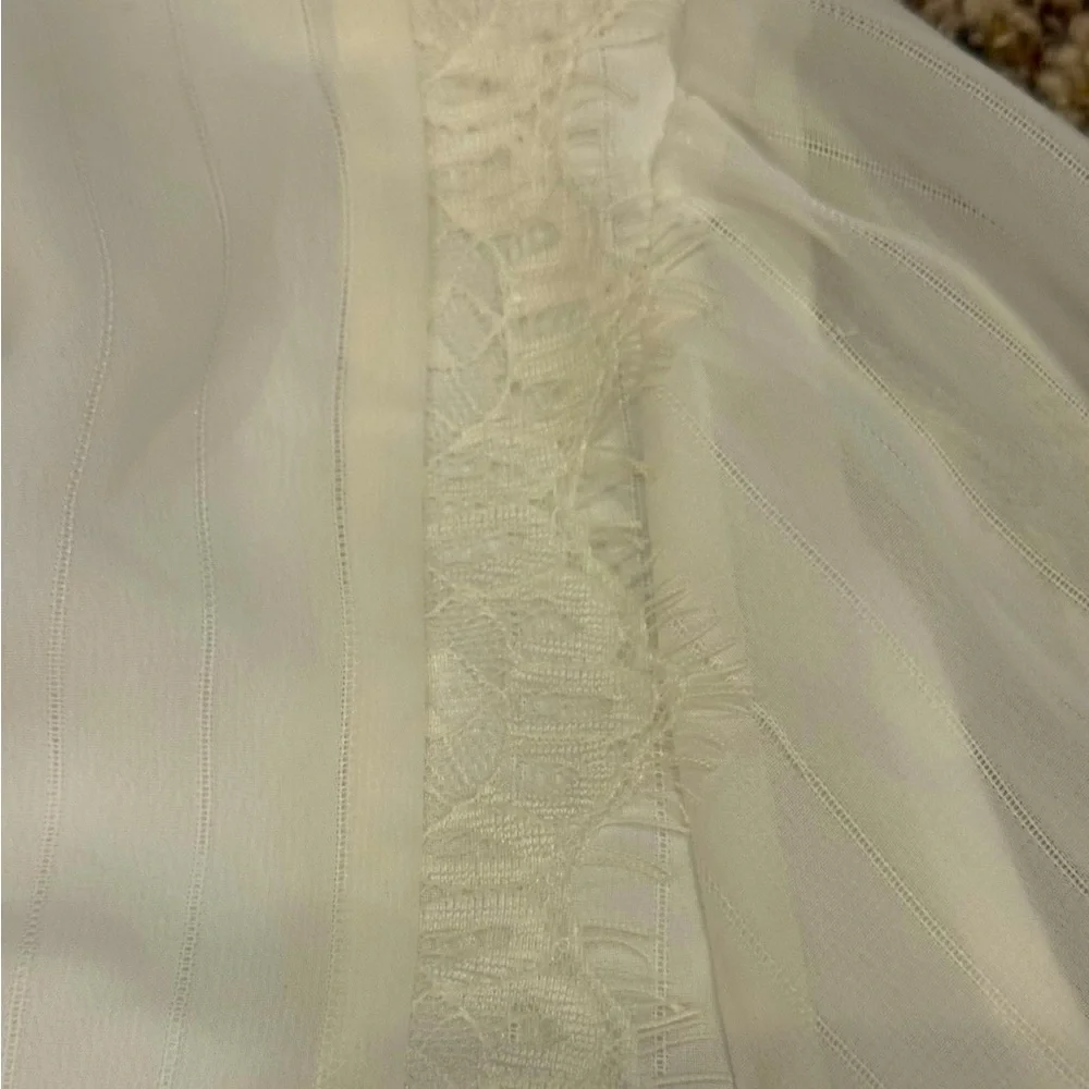 Wayf Cream 3/4 Sleeve Tie-Front Crop Blouse Size L - Picture 3 of 9